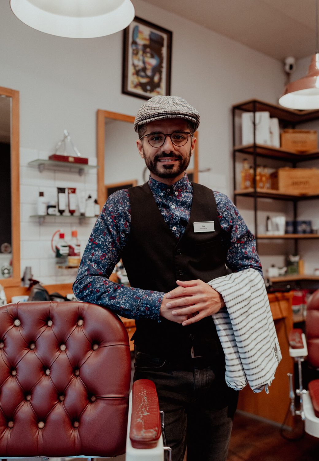 Moderne Männertrends, Haar- und Bartpflege in Top-Barbershop Wien